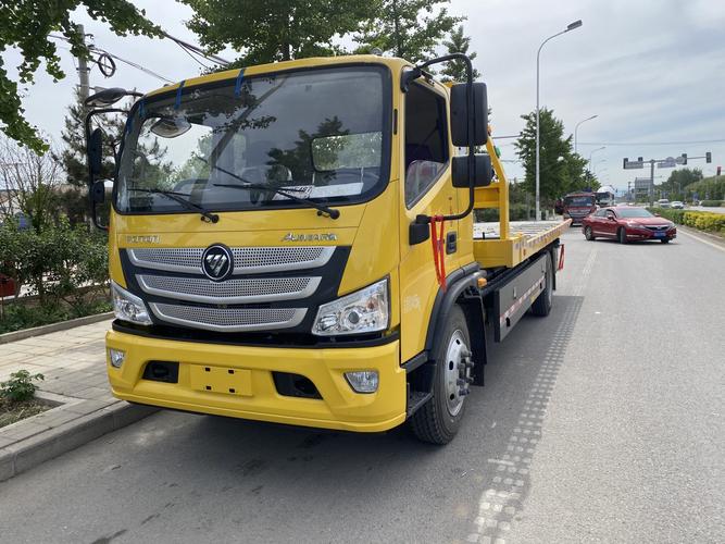 北京大興拖車與清障服務 汽車救援的全方位指南